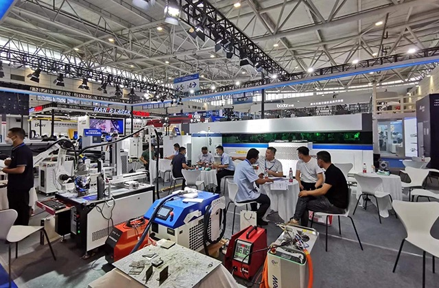 33d5042336c3a1bf19967109dcae88.jpg@95Q